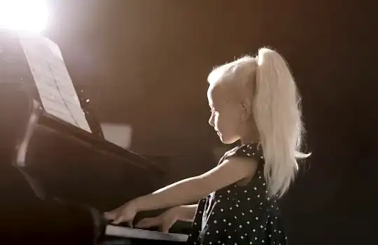 Cocuk Piyano Kursu Meb Onayli